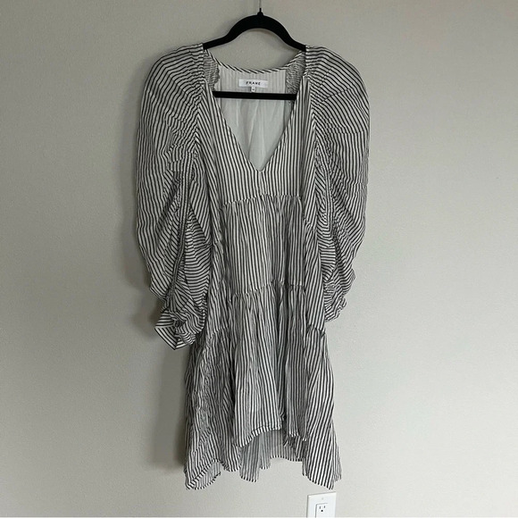 NWOT FRAME Shirred Empire Babydoll Dress Blanc Striped Black and White Large - Picture 3 of 12